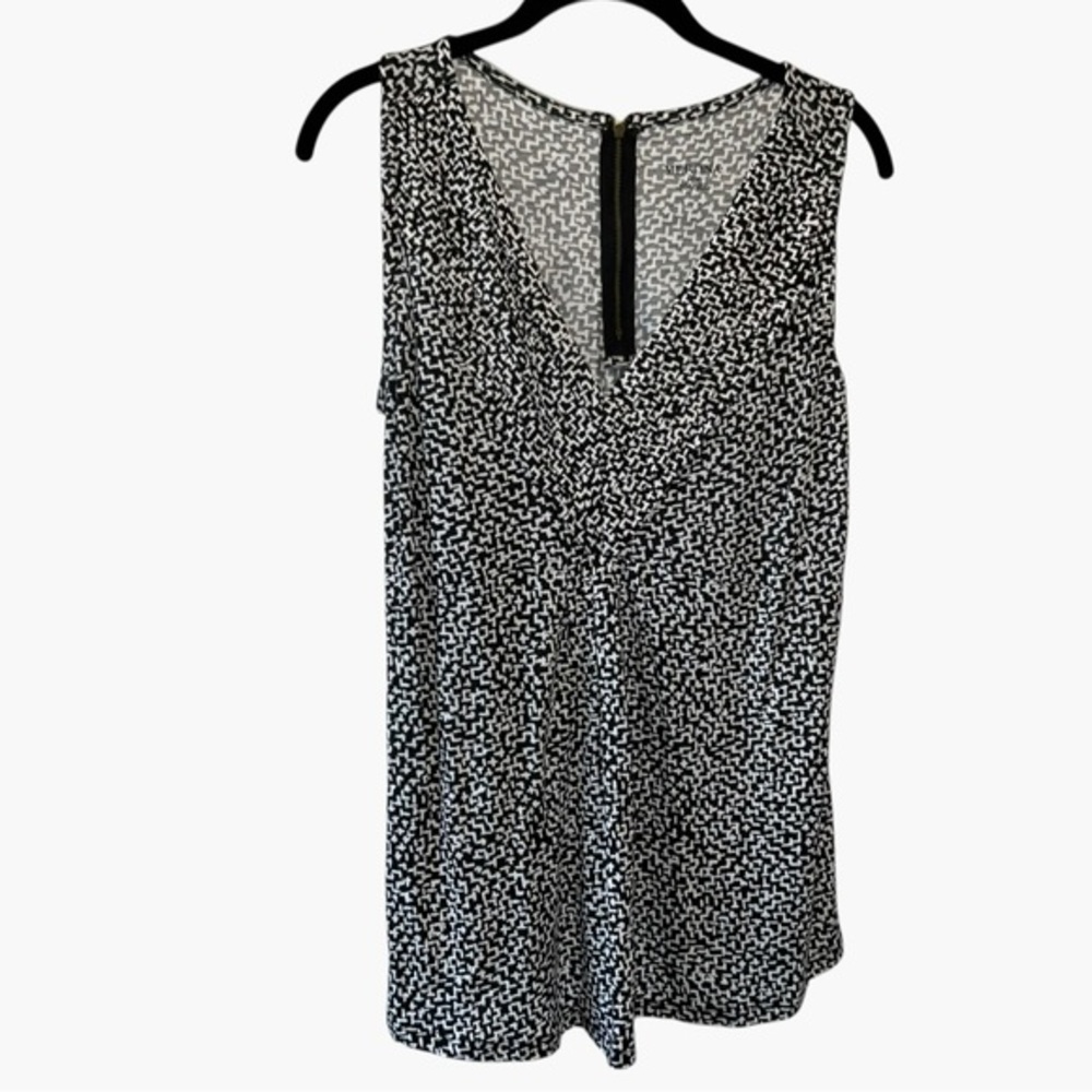 Merona Black & White Print Sleeveless Zip-Front Top | Size M